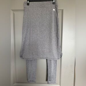 Long Shirttail SNOGA • Heather Grey • Activewear Skirt w Leggings • Size Small